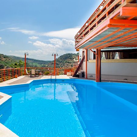 Estate Kares Aparthotel Tílisos Екстериор снимка