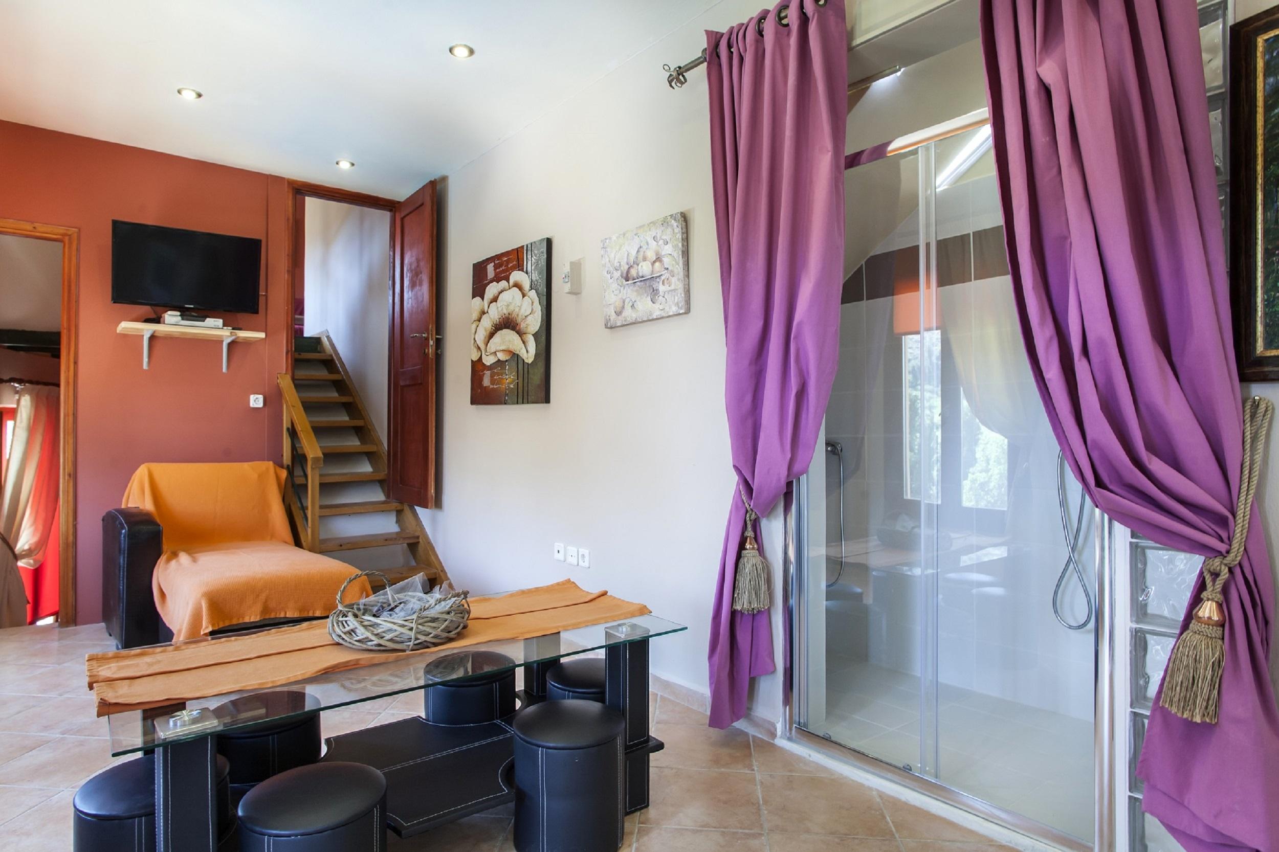 Estate Kares Aparthotel Tílisos Екстериор снимка
