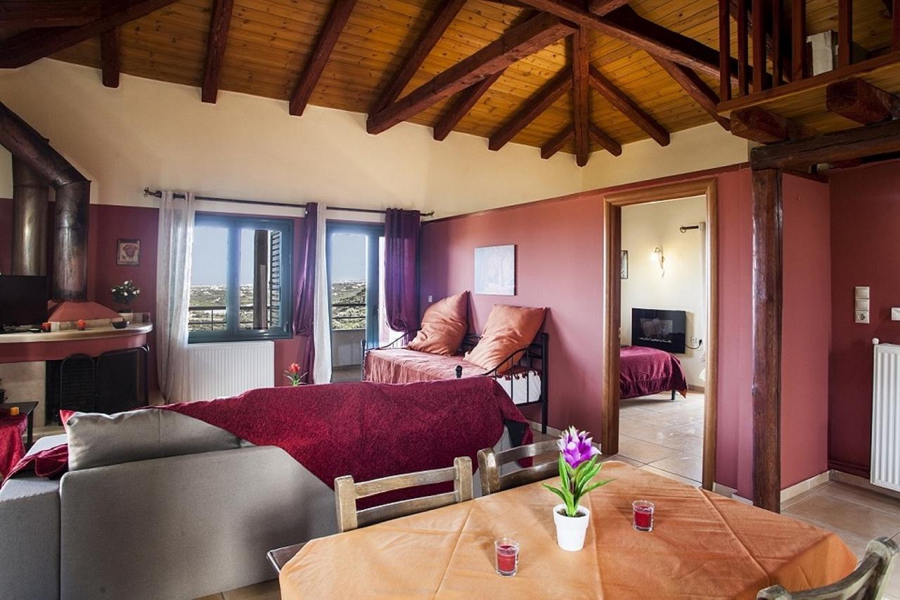 Estate Kares Aparthotel Tílisos Екстериор снимка