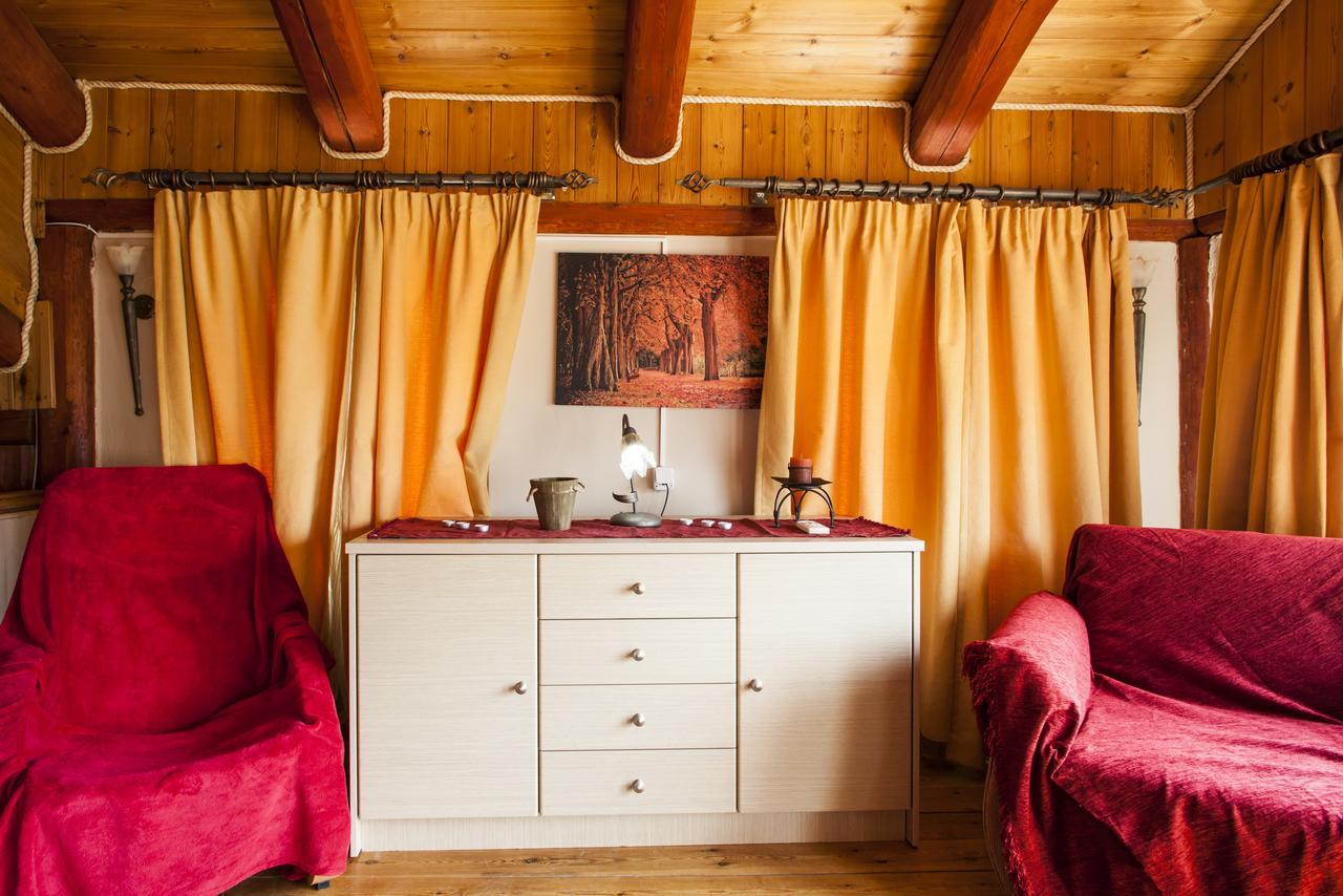 Estate Kares Aparthotel Tílisos Екстериор снимка